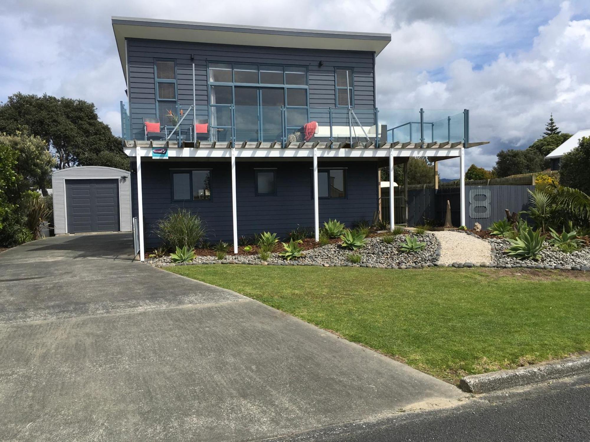 Oceans 8 - Mangawhai Heads Holiday Home Buitenkant foto