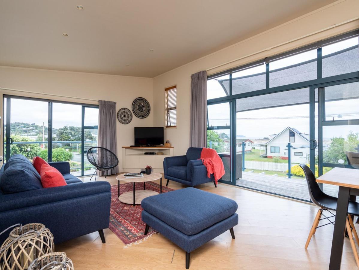 Oceans 8 - Mangawhai Heads Holiday Home Buitenkant foto