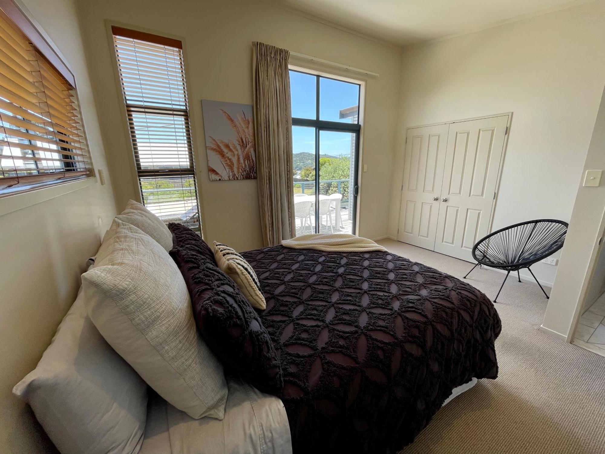 Oceans 8 - Mangawhai Heads Holiday Home Buitenkant foto