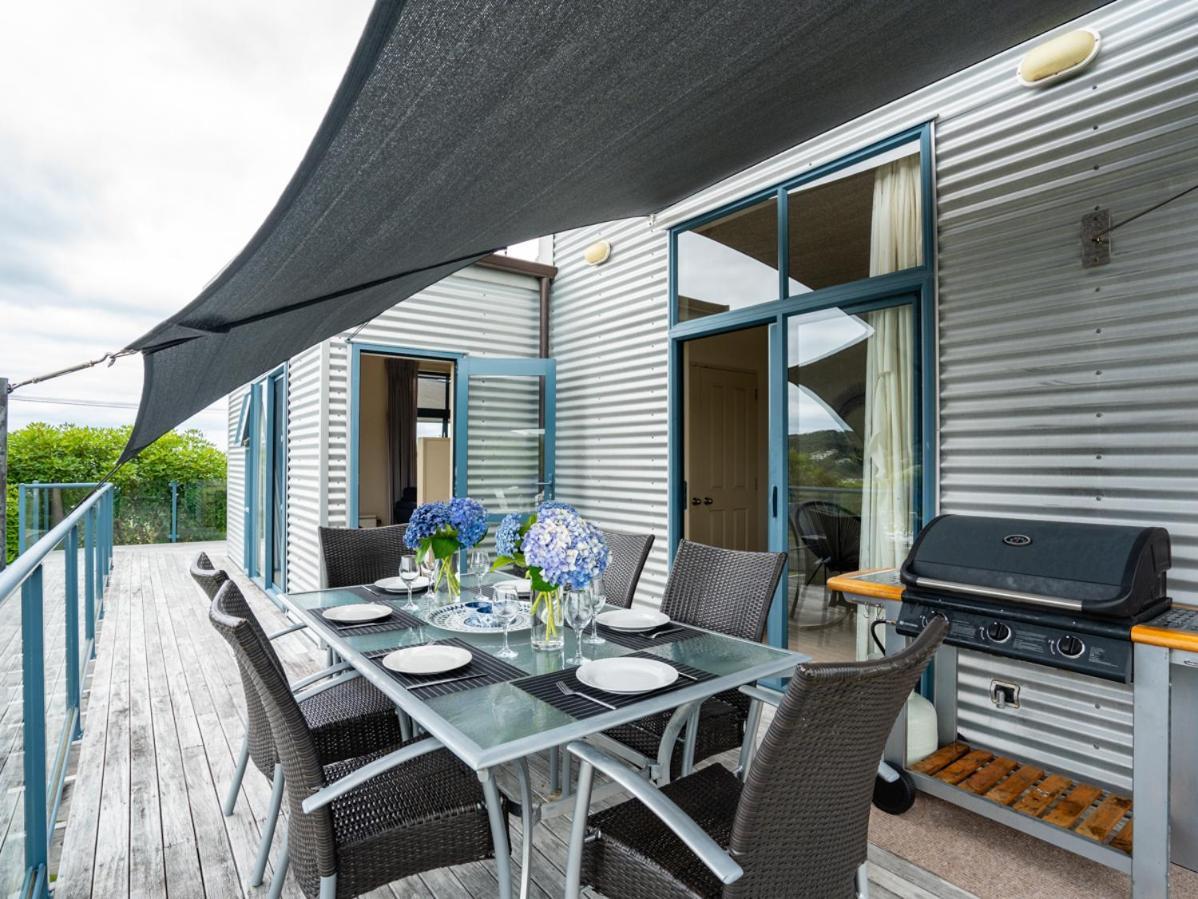 Oceans 8 - Mangawhai Heads Holiday Home Buitenkant foto